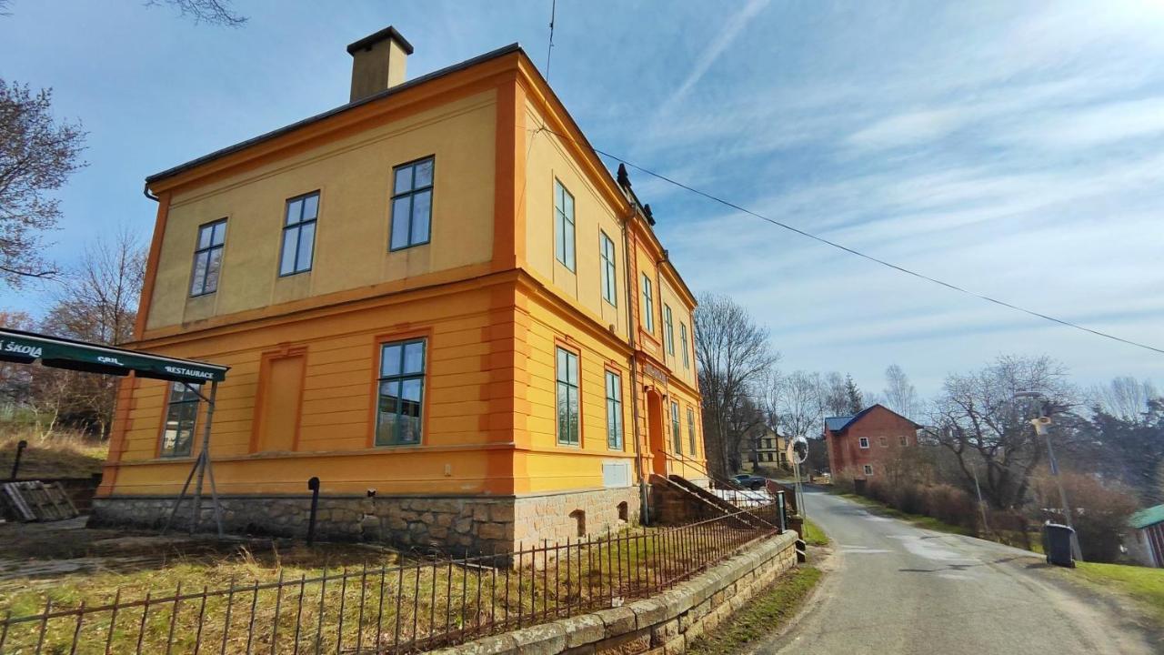 Hotel Stara Skola Mezná Εξωτερικό φωτογραφία