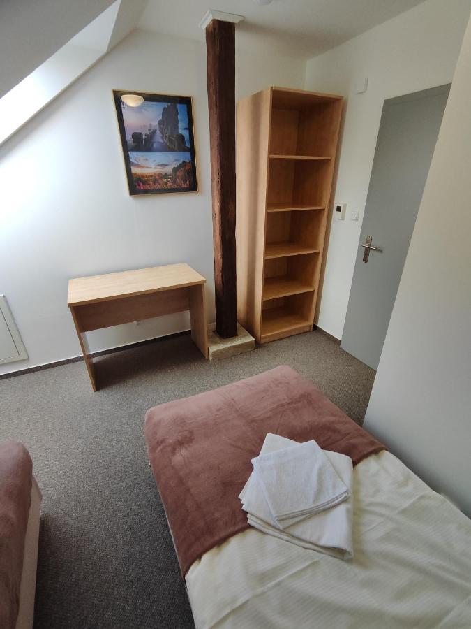 Hotel Stara Skola Mezná Εξωτερικό φωτογραφία