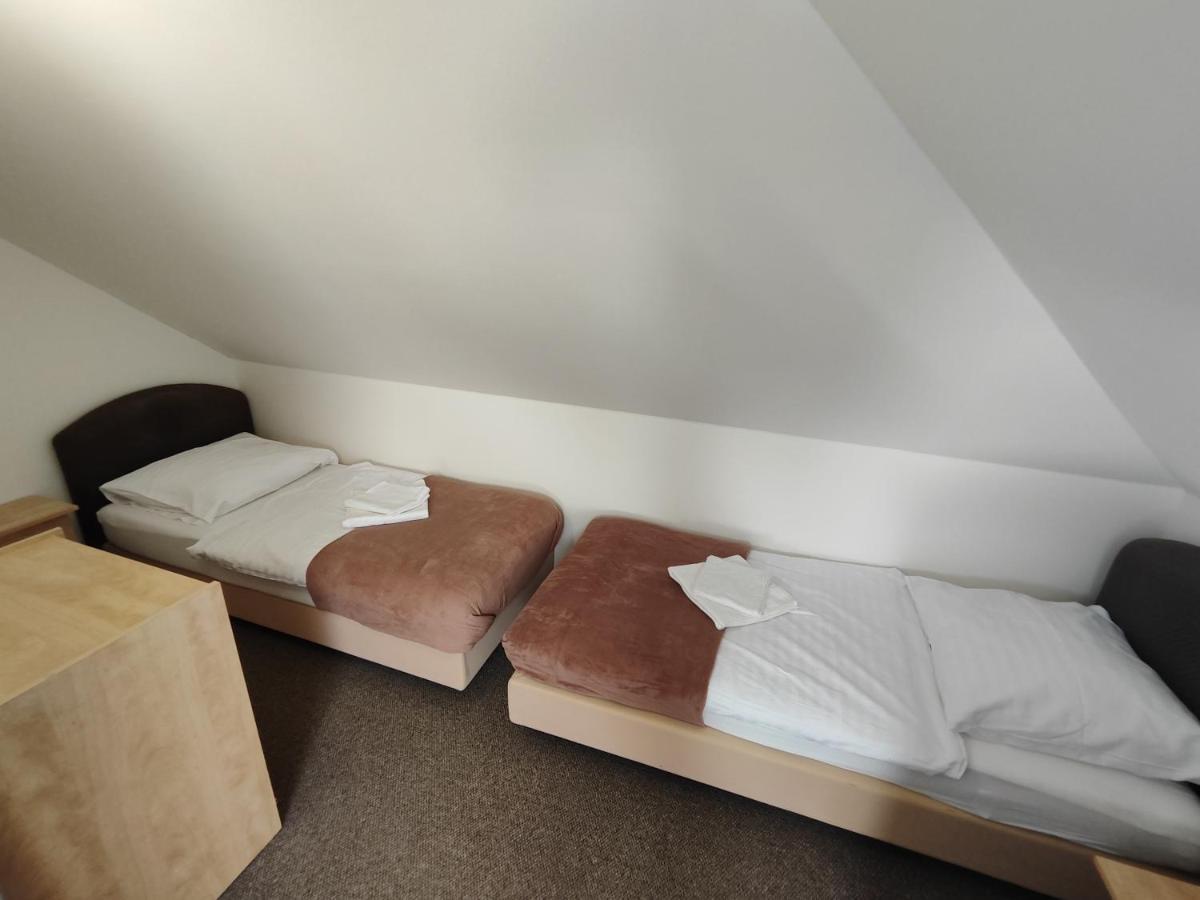 Hotel Stara Skola Mezná Εξωτερικό φωτογραφία