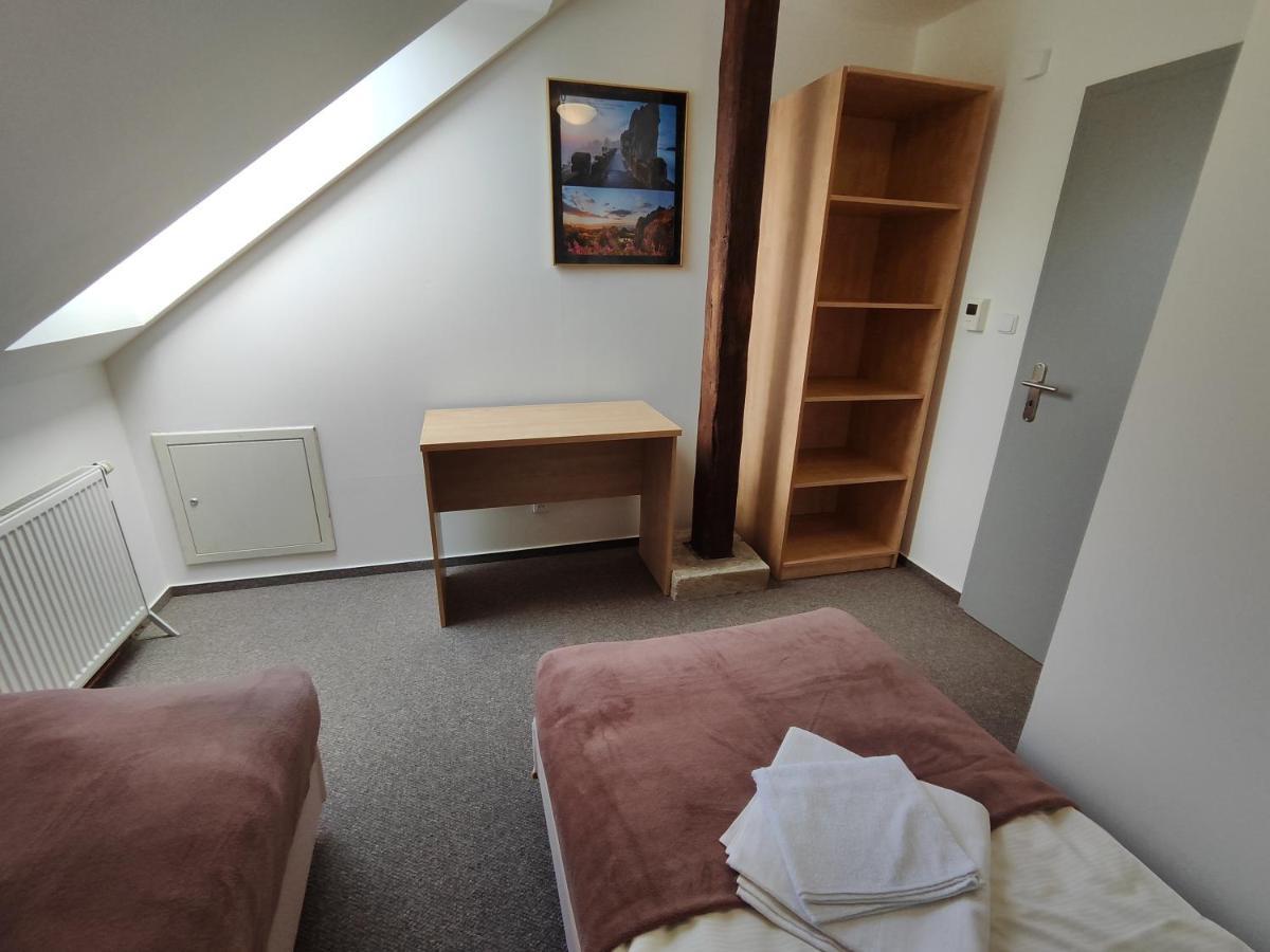 Hotel Stara Skola Mezná Εξωτερικό φωτογραφία